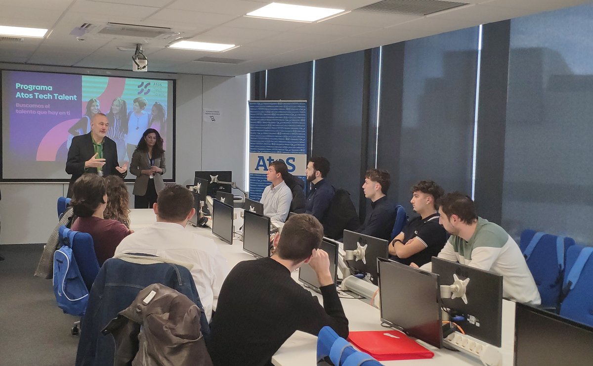 AtosES's tweet photo. 🌟 ¡Muchas gracias a todos/as los que os habéis acercado a conocernos en nuestras Jornadas de Puertas Abiertas en #Santander! Estamos encantados con este encuentro y emocionados con la idea de incorporar muy pronto nuevo talento en nuestros equipos. 
#AtosTechTalent #FirstJob https://t.co/4kxYip9tQP