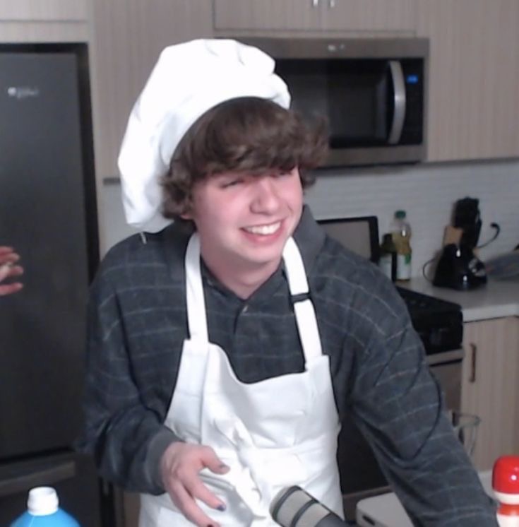 thinkingofdnkn's tweet image. you and me                               always, forever &amp;gt;.&amp;lt;