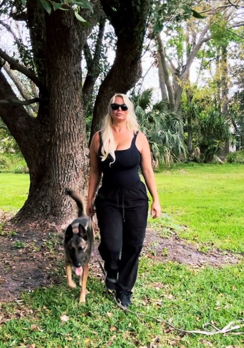 The focus of my TikTok is dog humor and education, not being sexy.  But it has its moments. https://t<a href="/tag/jordancon"class="tags"><span>#jordancon</span></a><a href="/tag/jordancon2024"class="tags"><span>#jordancon2024</span></a>