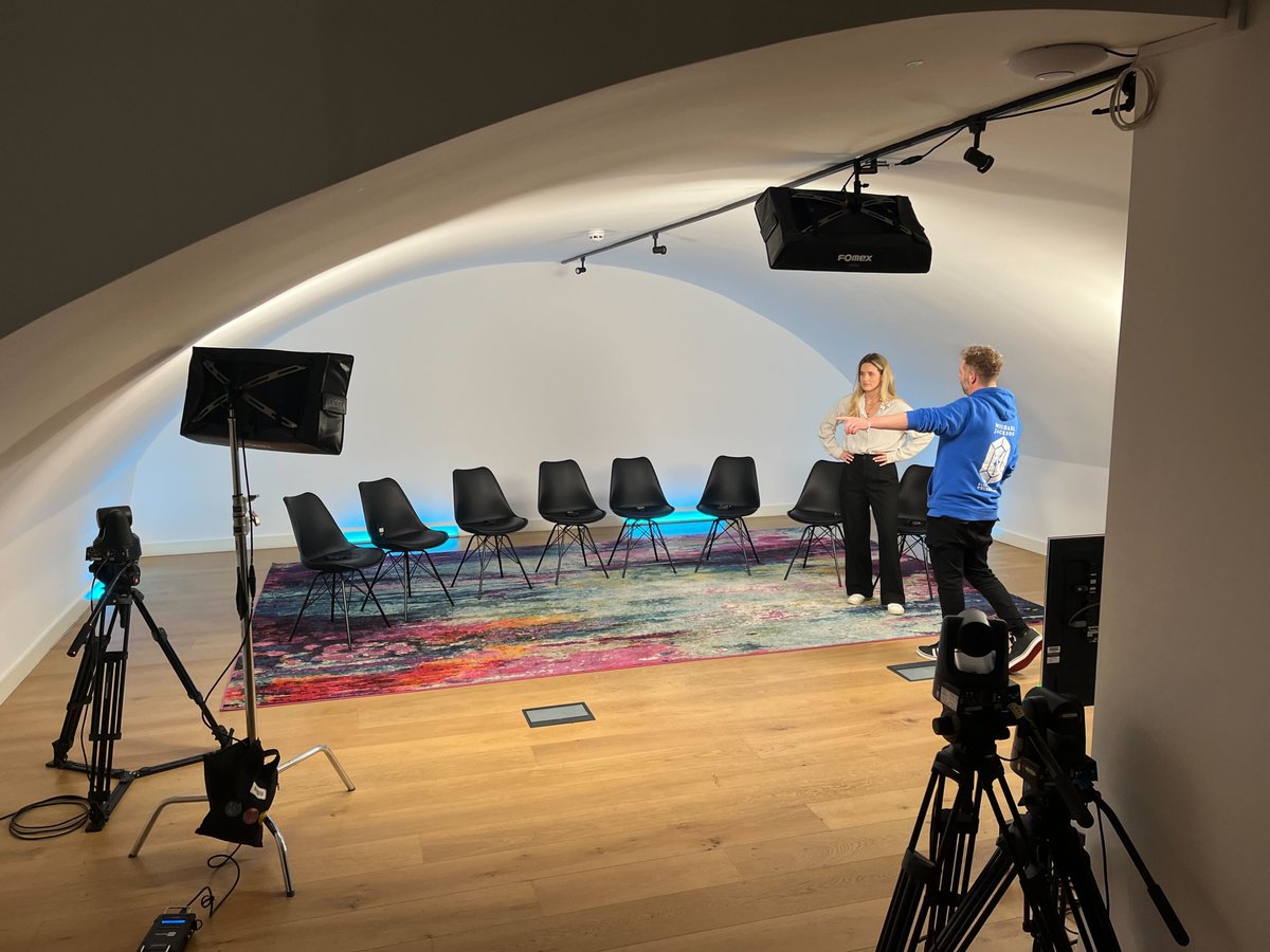 Only 1 hour left until we go live with our webinar 'In the Hot Seat: Challenging Conventions in Precision Medicine'! Don't miss out on this insightful discussion. Register now and join us! info.ttp.com/in-the-hot-sea…

<a href="/ttp_plc/">TTP</a> x @decibio

#PrecisionMedicine #Webinar #HotTakes