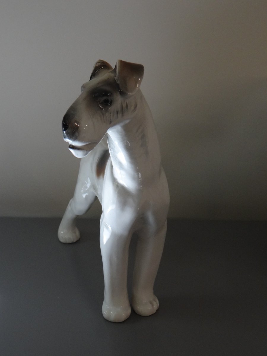 Vintage porcelain dog statue, Fox terrier #porcelain #pottery #dog #Snowy #dogs #FoxTerrier #doggy #mutt #fur #homedecor #FestiveEtsyFinds  #etsyfinds #funstuff #decor #onlineshopping #HomeStyle #DecorateWithArt #elevateYourVibe 
Available here
elementsdeco.etsy.com/listing/157156…