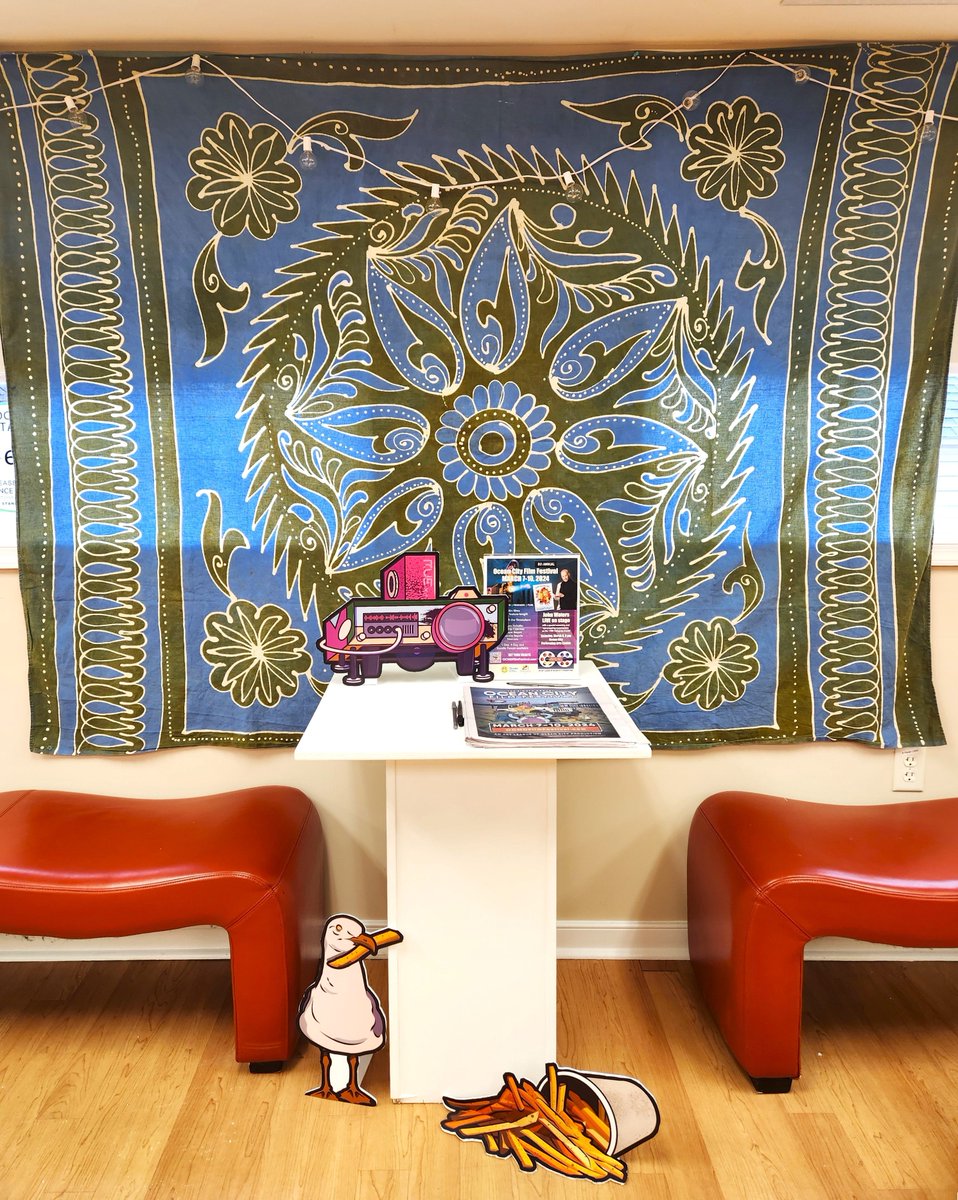 ocmdfilmfest's tweet photo. The 8th annual Ocean City Film Festival kicks off today! 

Make sure to stop by the Art League of Ocean City lounge area open 9am-4pm.

Later tonight, enjoy our Cocktail Party and Opening Night Showcase at Princess Royale. Go to https://t.co/UZZPsQiTLe to see our full program. https://t.co/74bLUkhGVS