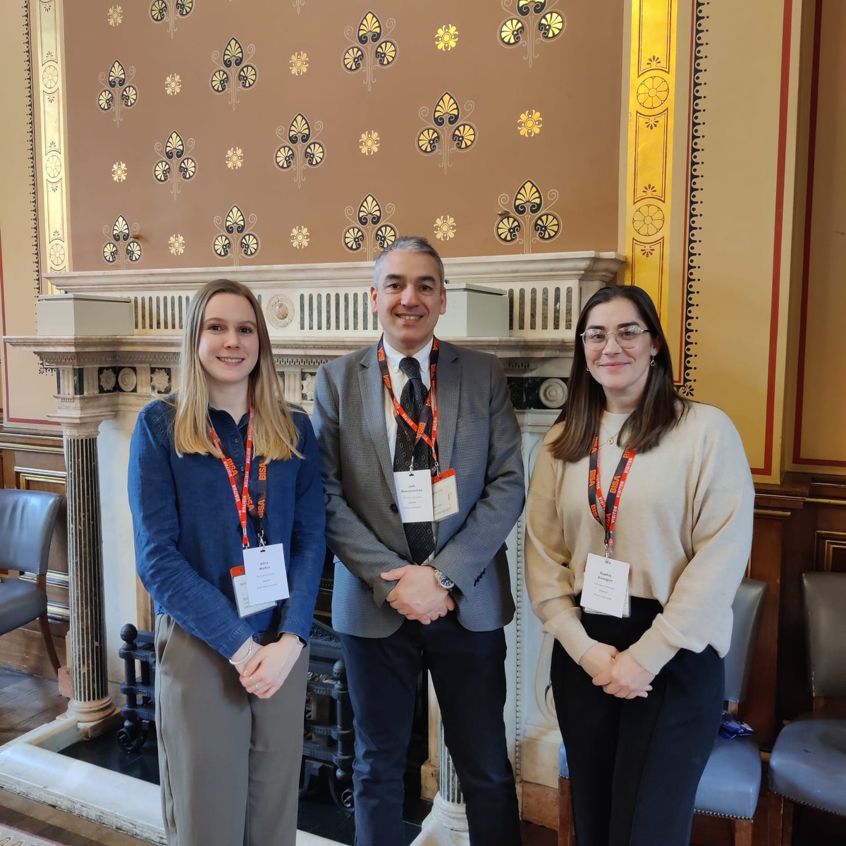 Congratulations to our 3 @OUPolitics students who took part in the #BISAFCDOModelNATO event at @FCDOGovUK, representing Czechia! It was a great event.