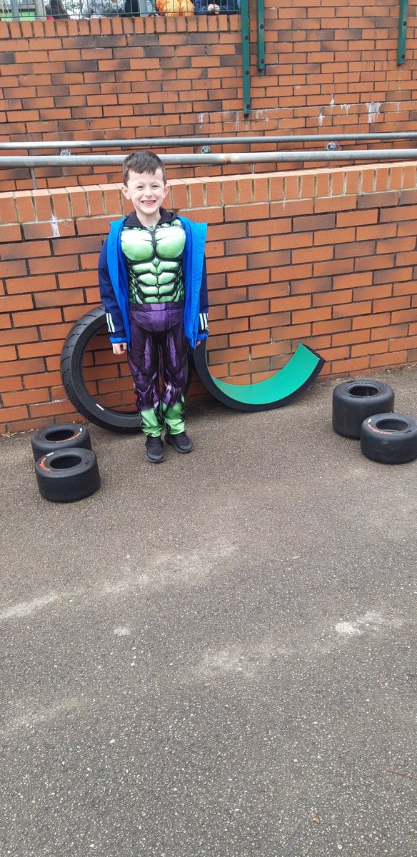 Lower Wortley Primary School tweet media