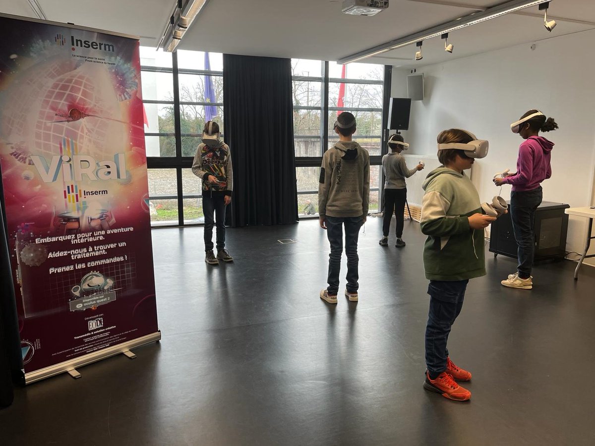 #AVS Hier, petits et grands se sont pressés à la médiathèque Le Parnasse @saint_louis_fr: casques VR et jeux étaient proposés pour mieux comprendre le corps humain! Prochaine journée ludique le 20/03 au @Shadok_eu @strasbourg autour de l'#IA et de la VR 👉 urlr.me/Jz5kG