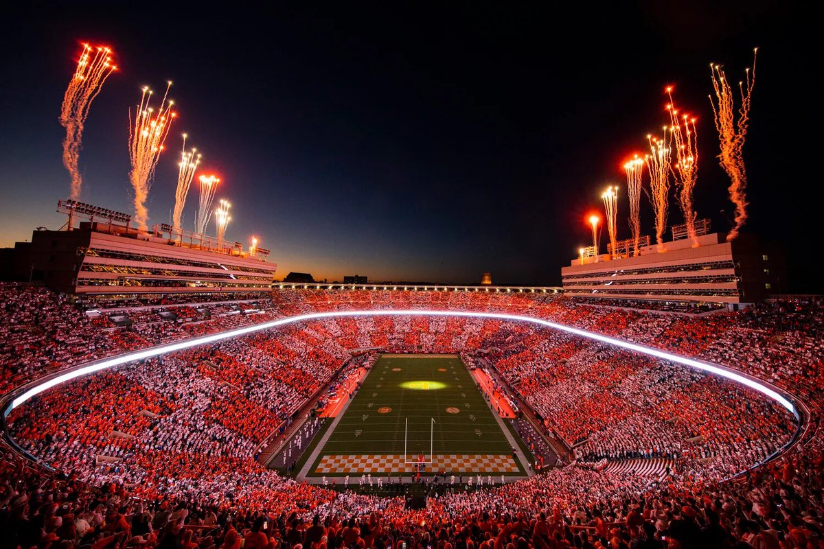 Donovan Starr (@donostarr8) on Twitter photo Beyond Blessed to receive an Offer from The University of Tennessee!!π βͺοΈ <a href="/CoachKelseyPope/">Kelsey Pope</a> <a href="/Vol_Football/">Tennessee Football</a> Beyond Blessed to receive an Offer from The University of Tennessee!!π βͺοΈ <a href="/CoachKelseyPope/">Kelsey Pope</a> <a href="/Vol_Football/">Tennessee Football</a>
