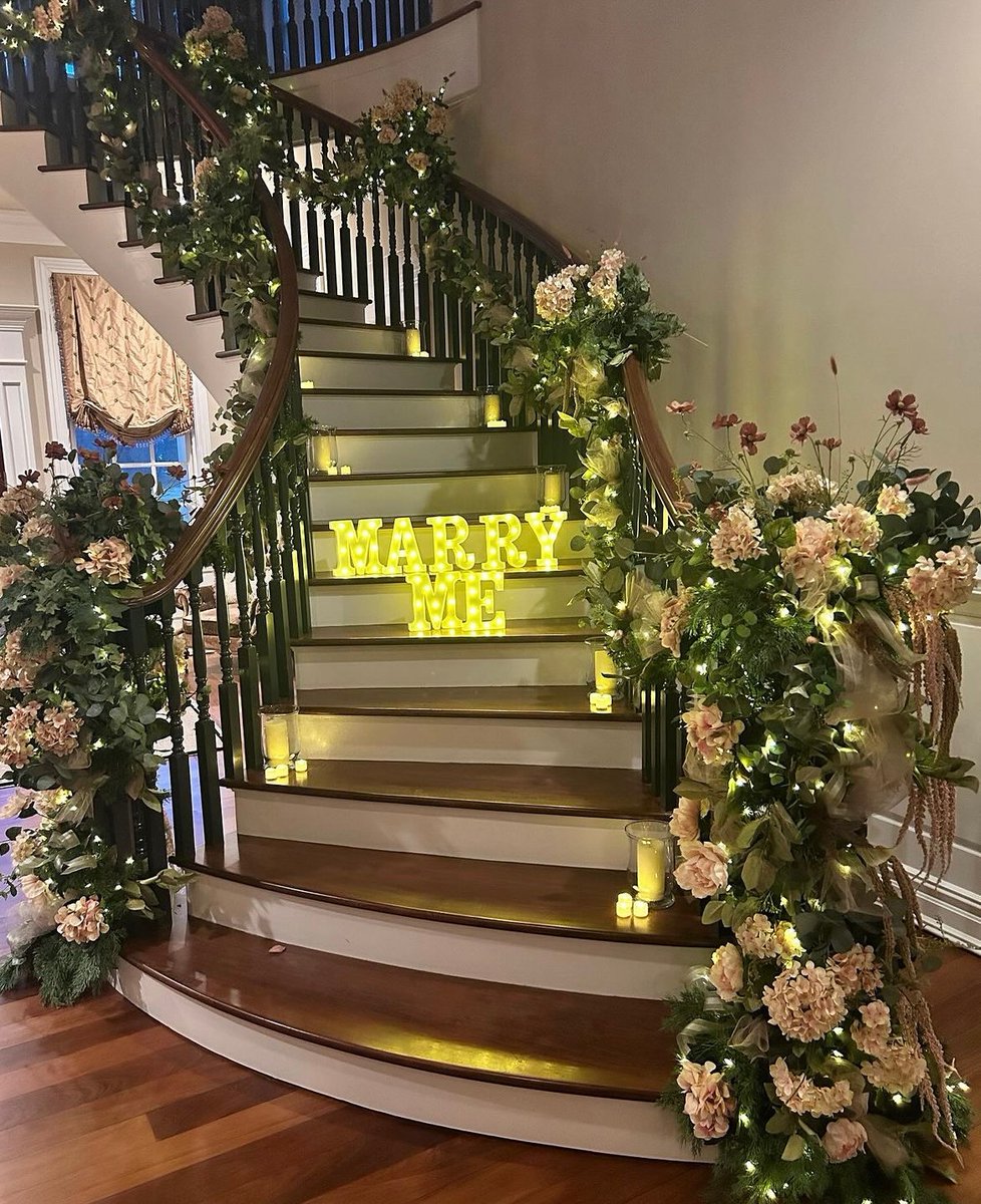 JVincentJeweler's tweet photo. Stairway straight to the heart! Congrats Craig and Brielle! We are so happy for you!! Wishing you the most beautiful life together! #weloveourcustomers❤️ #itisjv #love #shesaidyes #engaged #proposal #marryme #engagementring #diamondring #ringinspiration https://t.co/Jxo9qtIH9M