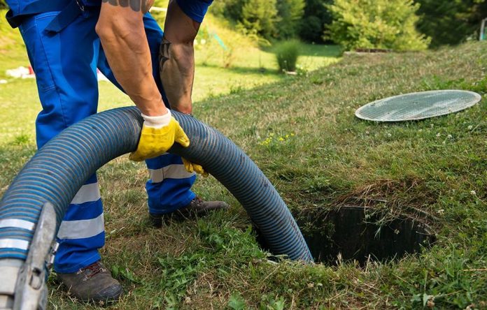 Super Silly Season? Why Clean Your Septic Tank After Summer
utmostarray.com/clean-your-sep…

#septictank #SepticSystem #septicservices #blogger #writeforus