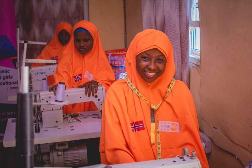 UNFPA_Nordic's tweet photo. #Norway's 🇳🇴 support to @UNFPANigeria 🇳🇬 touches the lives of and supports the rights and choices of thousands of girls and women.
@NorwayMFA recently visited a One-Stop Center for #GBV and #SRH services, a #DignityKit production center and a camp for #IDPs. https://t.co/cwrDZdA3fB
