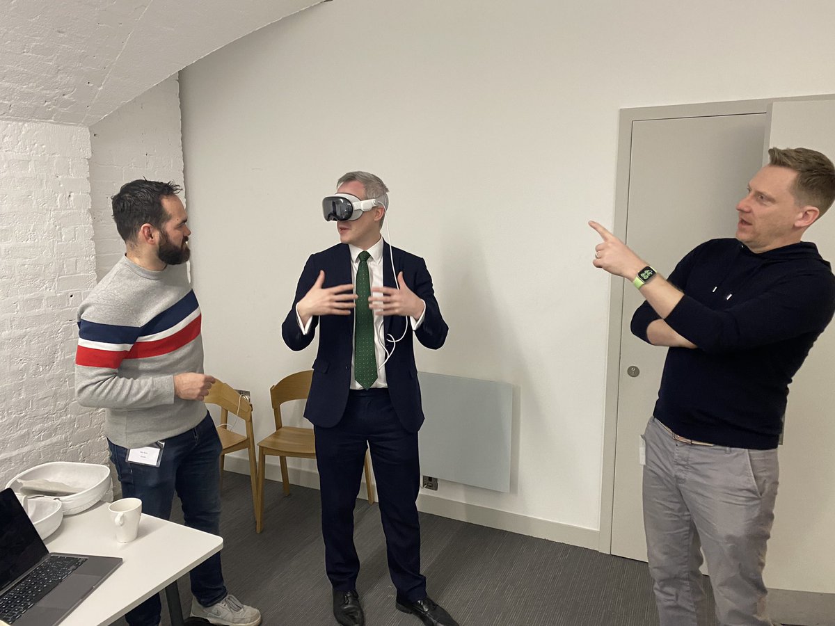 Have you visited our experience space with Arcade & Ark Heritage yet? Play with VR/AR & look at film archival restoration #heritageday2024 Here’s Lord Parkinson, Heritage Minister exploring a prehistoric landscape. @Heritage_NGOs @ArkHeritage @Arcade_XR