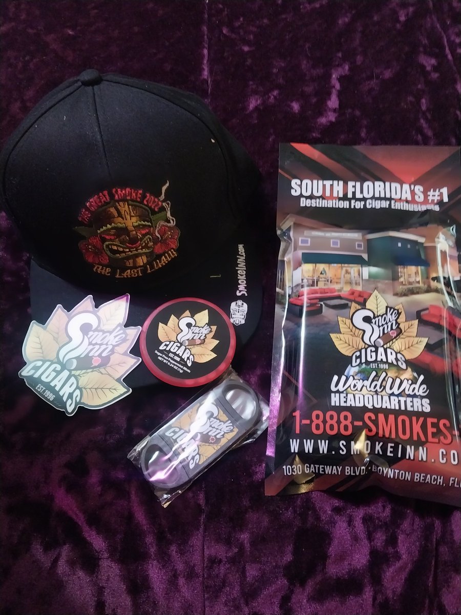 Negranomicon0's tweet photo. Thanks, Sam with @Smokeinn! I just got my @CigarDojo Top Cigars of 2023 sampler today...plus bought a cutter and they threw in this kick ass hat! 
#cigars 
#smokeinn
#cigardojo https://t.co/5orjAjtqso
