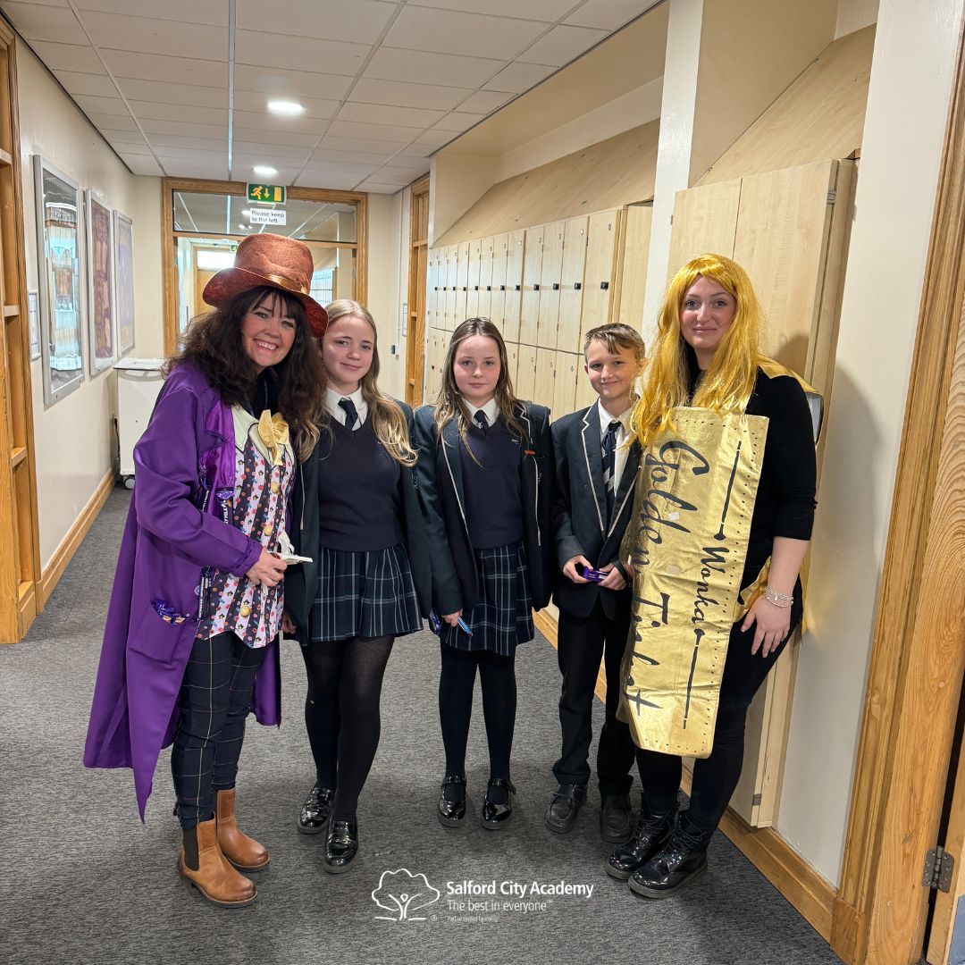 SCA_Community's tweet photo. Willy Wonka and The Golden Ticket have been handing out chocolate bars to students who have shown improvement and have been producing fantastic work! 🍫 ⭐ 

Well done all! 💙 

#WeAreSCA #WorldBookDay2024 https://t.co/LI25DrfqFr