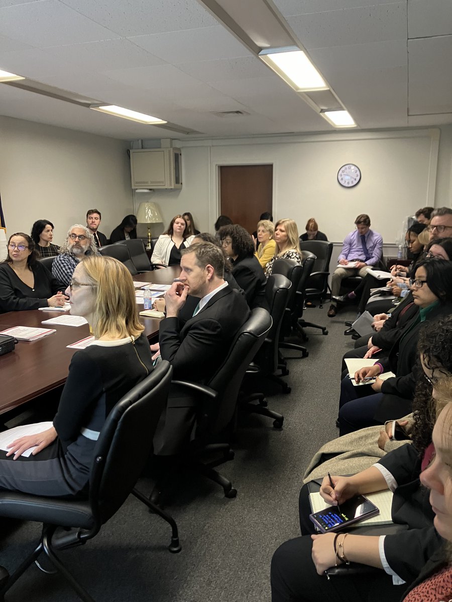 We had a packed room as we briefed lawmakers about the urgency and necessity of including a permanent investment in the child care workforce, and paying child care workers the thriving wages they deserve. It's time for #NYSUniversalChildCare.