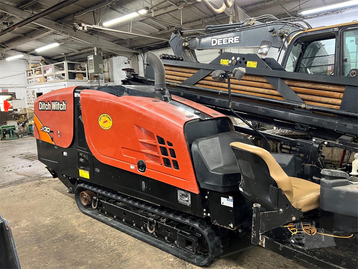 MarketBookCA's tweet image. ⚠️ 2018 DITCH WITCH JT30 ⚠️

✨ Bought NEW in November 2019
💪 Subsite TK Recon 2 Locating System
🛠️ 500 LF of drill rods
🧰 Extra tall box and extra short box of rods
📲 CALL TODAY --- (701) 388-5196

💻 ow.ly/81gV50QNziI

 #DitchWitch #DrillRods #DrillingTools