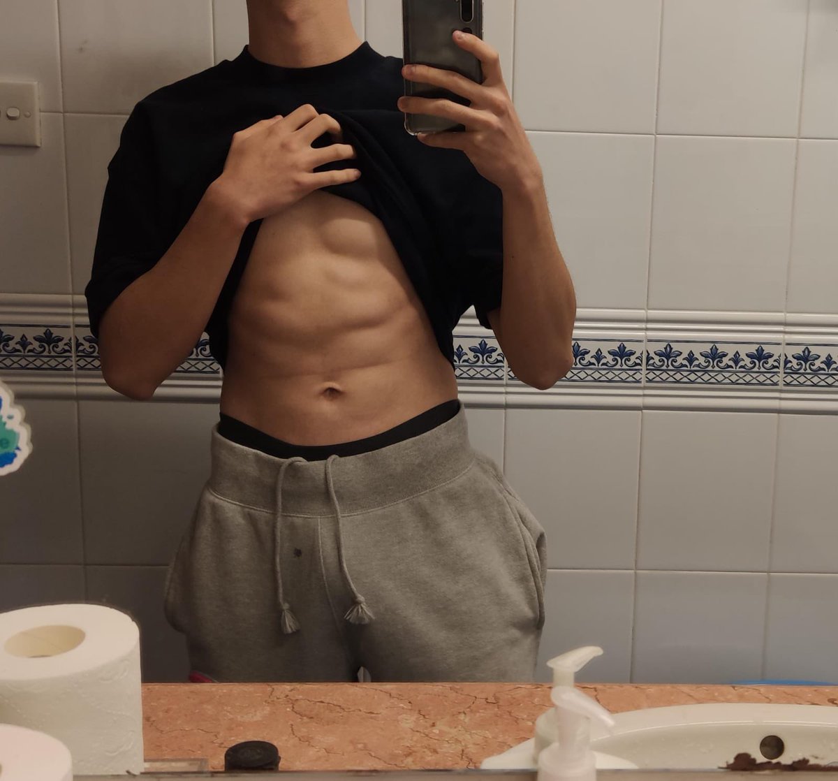 今日約到個愛運動D 佢真係好勁
 聽日想換個技術型 有冇推友報名扣1
   鍾意 #狗仔 #69 
 #轉推有機會免費約一次哦