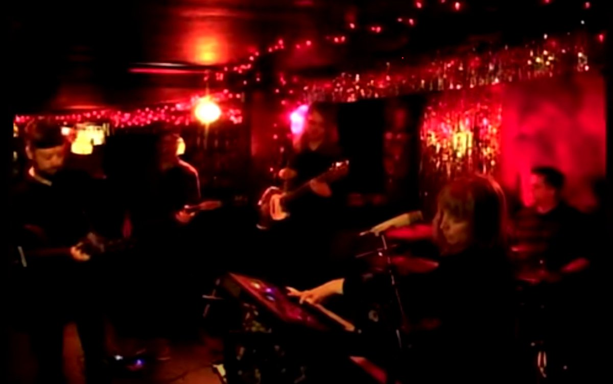 In advance of our Scandinavia tour, <a href="/therealroseline/">The Roseline</a> performs "Keystone of the Heart" at the best little #LawrenceKS dive bar <a href="/TaproomLawrence/">Eighth Street Taproom</a> 🫚

Love this song, these boys, this place. 
youtu.be/OHMlqEhzSfQ?si…