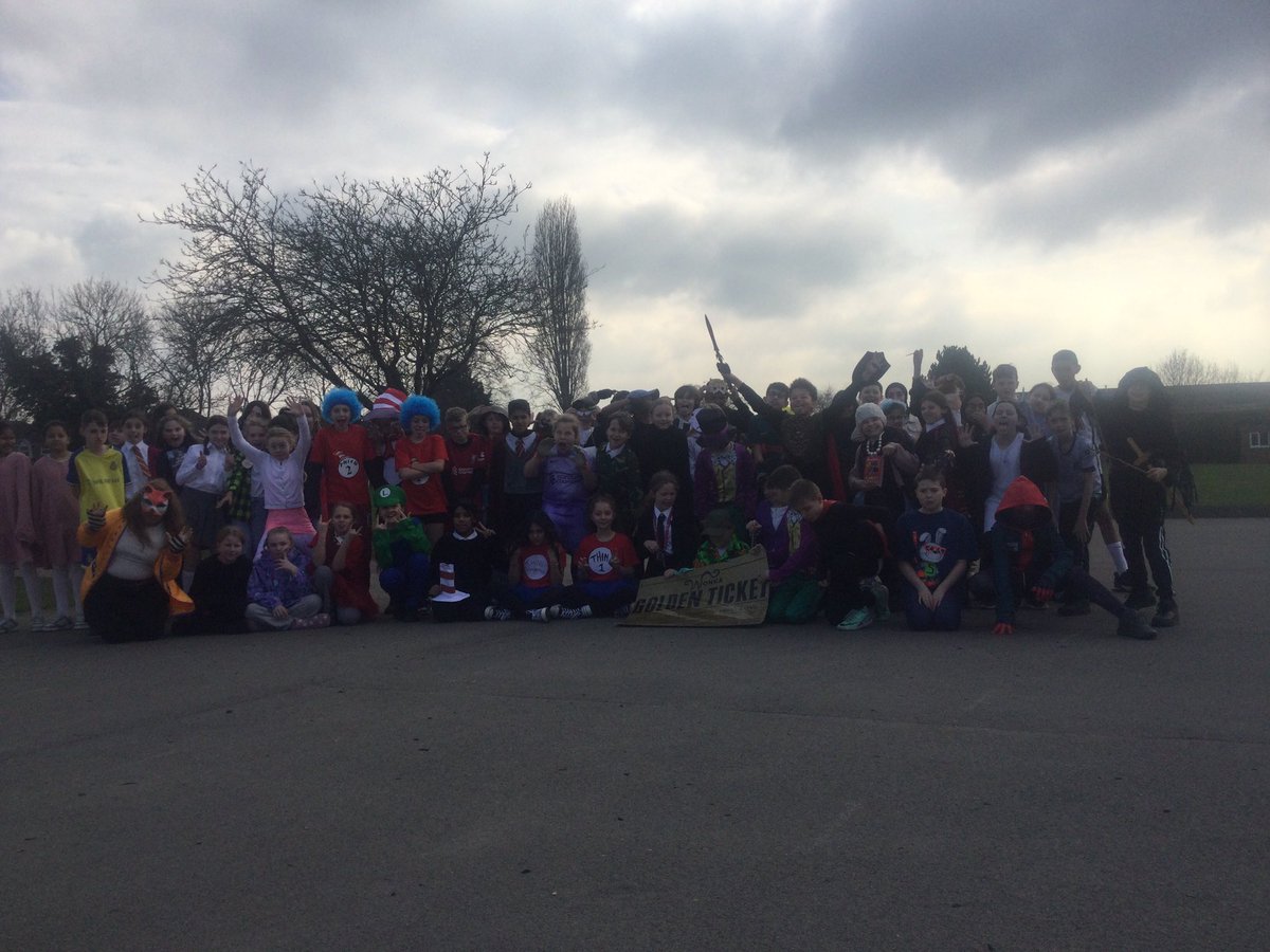 ggayear6's tweet photo. Year 6 all dressed up for #WorldBookDay 2024 #SOTO #SchoolsOfTomorrow https://t.co/wYz5OqgHwo