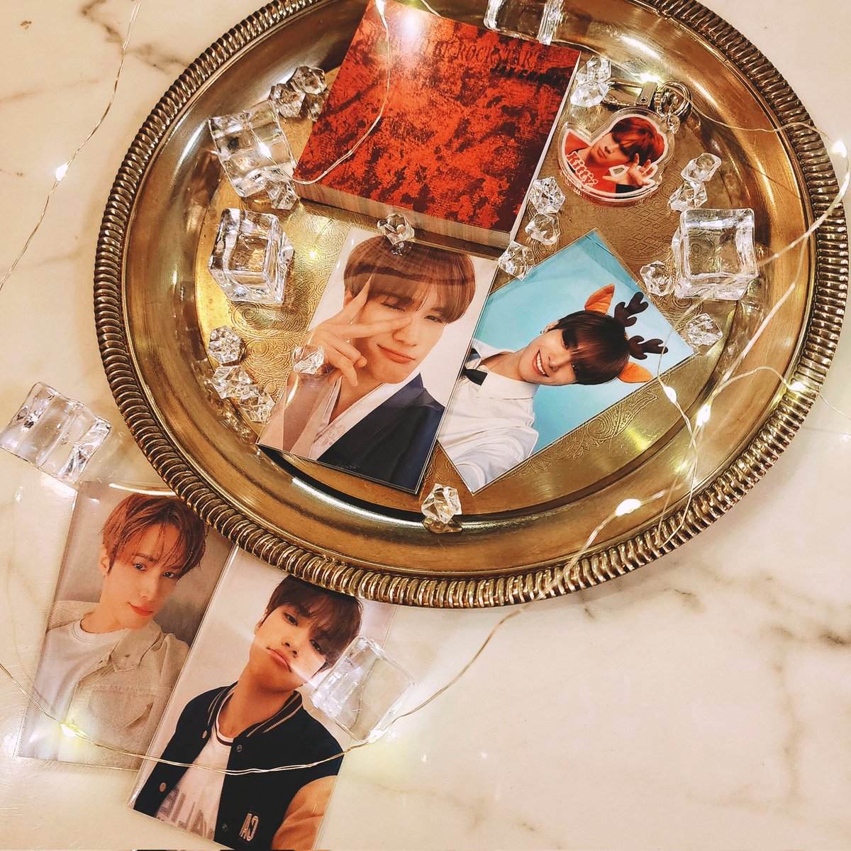 📢 𝕃𝕌ℂ𝕂𝕐 𝔻ℝ𝔸𝕎 안내

카페 운영 2일동안 럭키드로우를 진행합니다✨️
우치와/쉬폰포스터/키링/떡메/양면포카2종(총8면)

₩2,000

실물이 정말 예쁩니다
오셔서 구경하시고 많은 참여 해주세요 🥰❗️