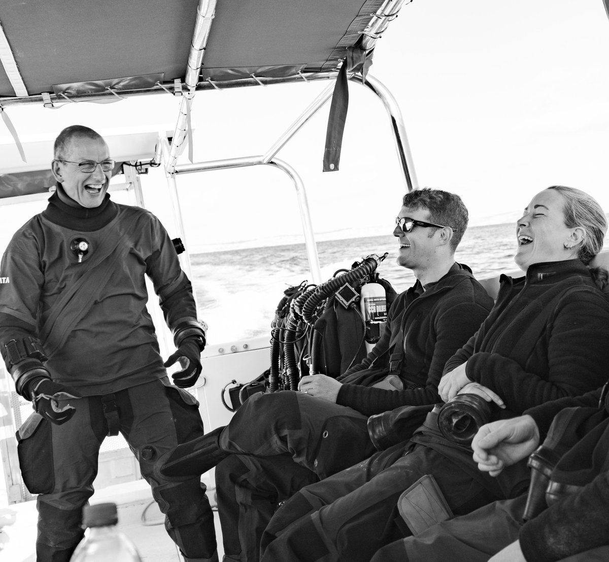 DeepEngineered's tweet photo. A year since DEEP's Vanguard 001 Expedition! With experts from @UMmalta, we delivered a CCR dive training programme and a #marine science and #research diving course. We also conducted photogrammetry surveys of unsurveyed archaeological sites. #occupymare #makehumansaquatic https://t.co/5pF1mVJ5Gl