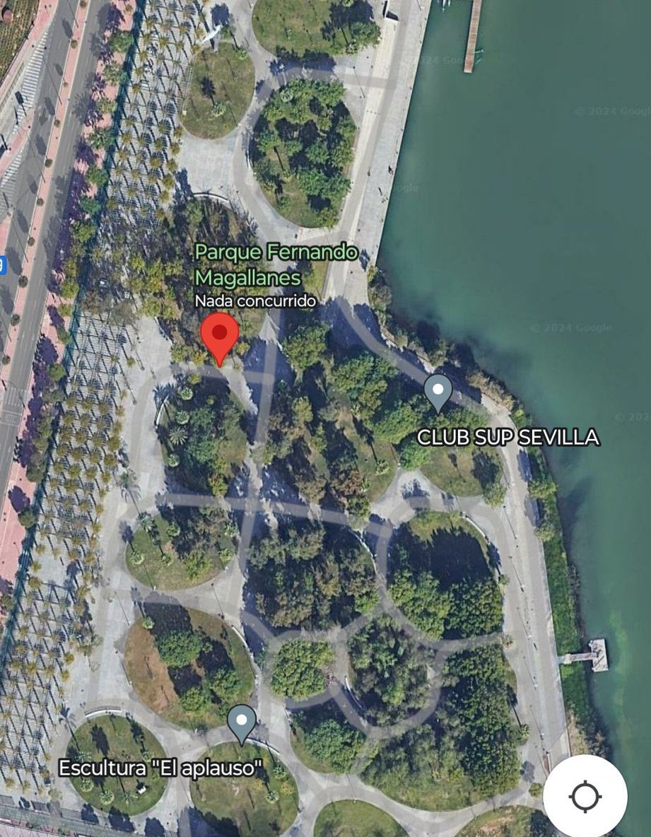 albeert5_'s tweet photo. No he hecho cálculos, pero aqui juraría que no cabemos 60.000 Athleticzales. No me quiero precipitar pero no lo veo. A algunos les tocará ir en Kayak por el Guadalquivir. https://t.co/Zya3O9P36t