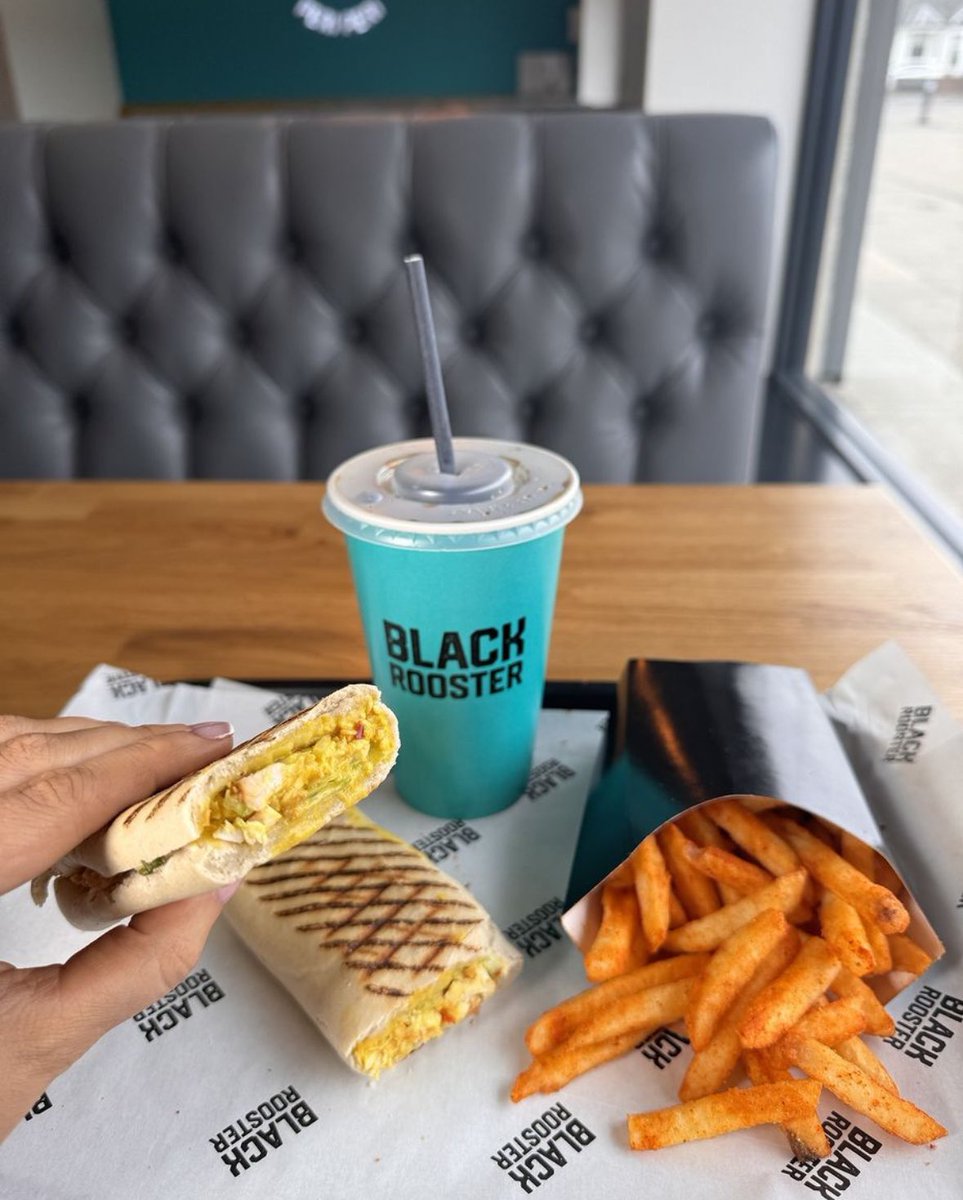 Have you tried our toasted panini yet? It has chicken, lettuce and mayo drizzled with your choice of flavour sauce 🙌