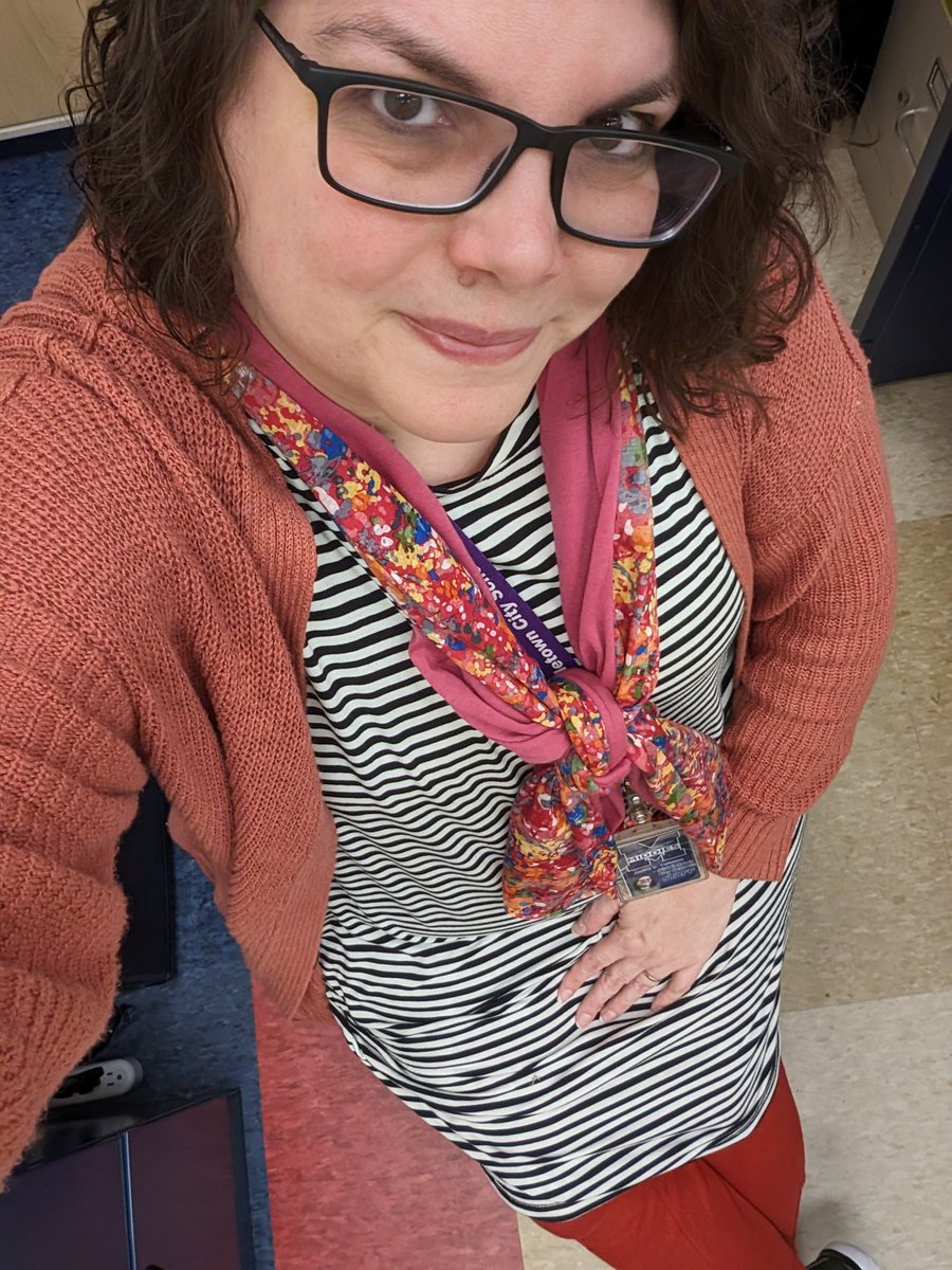 Today is 'My Many Colored Days' by Dr Seuss Day at <a href="/Creekvw_Tweets/">Creekview Elementary</a> and we are wearing as many colors as possible. I hope no one spots me today 🤣🤣🤣🤣