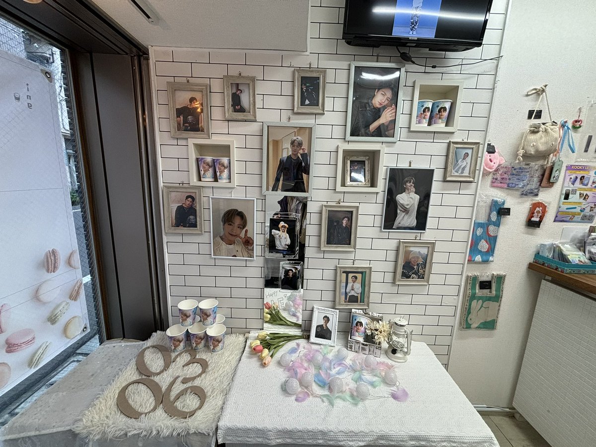ringo_zhkw1016's tweet photo. Cafe ing様
素敵なセンカありがとうございました🫶💓
店内もズハオに溢れてて素敵な空間でした!🤍゛
特典も充実してて思わずマカロン追加注文したくらいでした☺︎
マカロンに印刷したのは大好きお花ズハオにしました🌼.*
#Kooky_LEV_Day
#王子浩誕生祭2024
#LEV23thAnniversary
#HAPPY_LEV_DAY https://t.co/mOAEHb9hFz