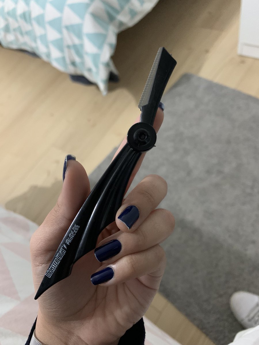 ether3almoon's tweet photo. LOOK WHAT I BOUGHT I’M SO RELAPSING #shtwt https://t.co/GVwmHiEVei
