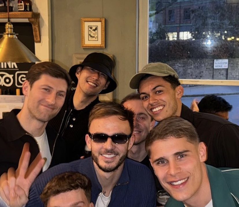 Lilywhite_Rose's tweet photo. We them COYS 💙🤍 https://t.co/ZmzuQYjLLs