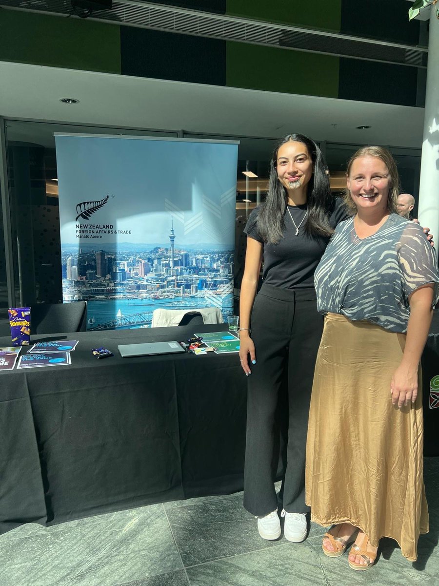 Our team was thrilled to join the law careers expo at @AUTuni this week, and to speak to the weekly study wānanga at AUT’s Ngā Wai o Horotiu hosted by Māori Students’ Association, Tītahi ki Tua, promoting awareness of foreign policy careers at @MFATNZ .