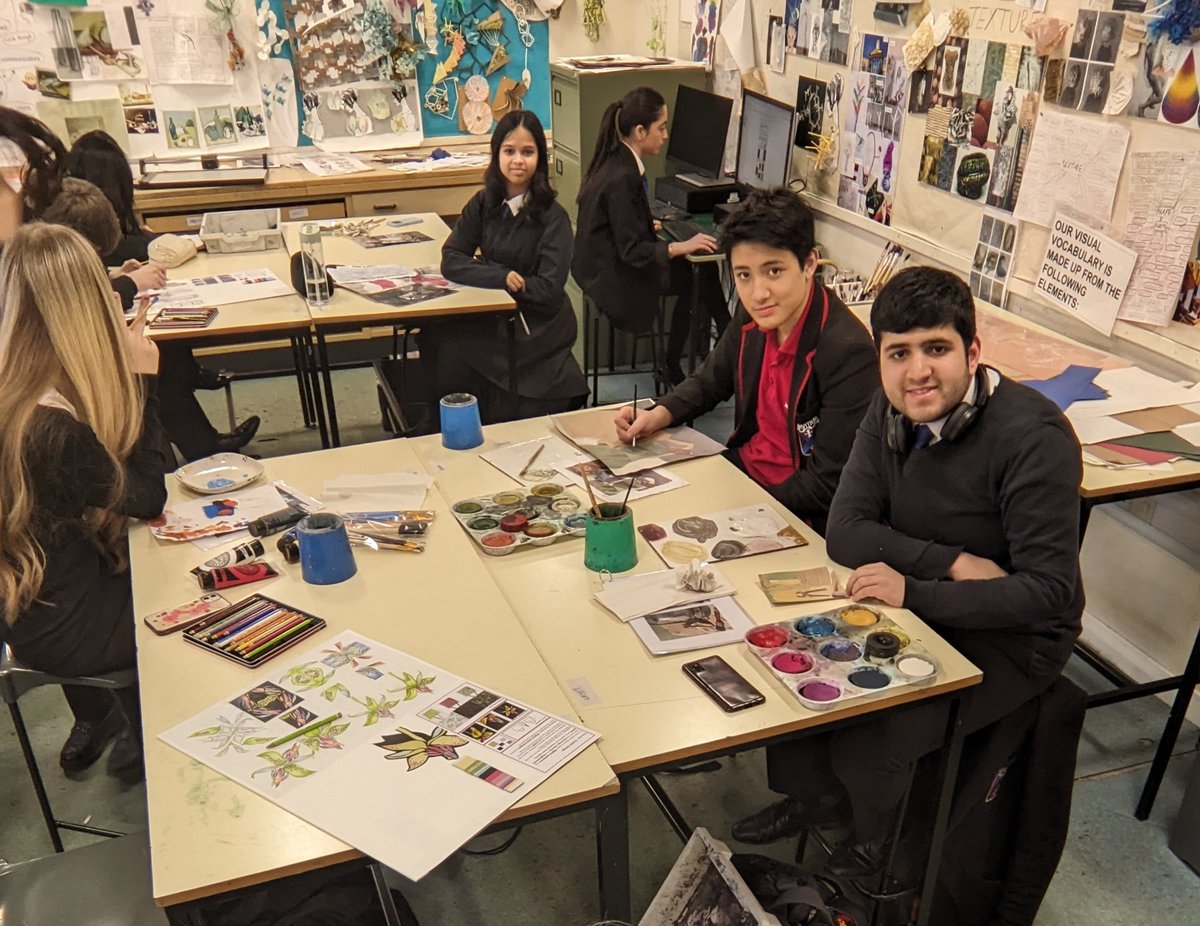 Plazalskisuilv's tweet image. Busiest Art and Design assisted study yet . . . Folio deadline fast approaching! Keep it up  . . . you&apos;re doing great 😊💪⭐