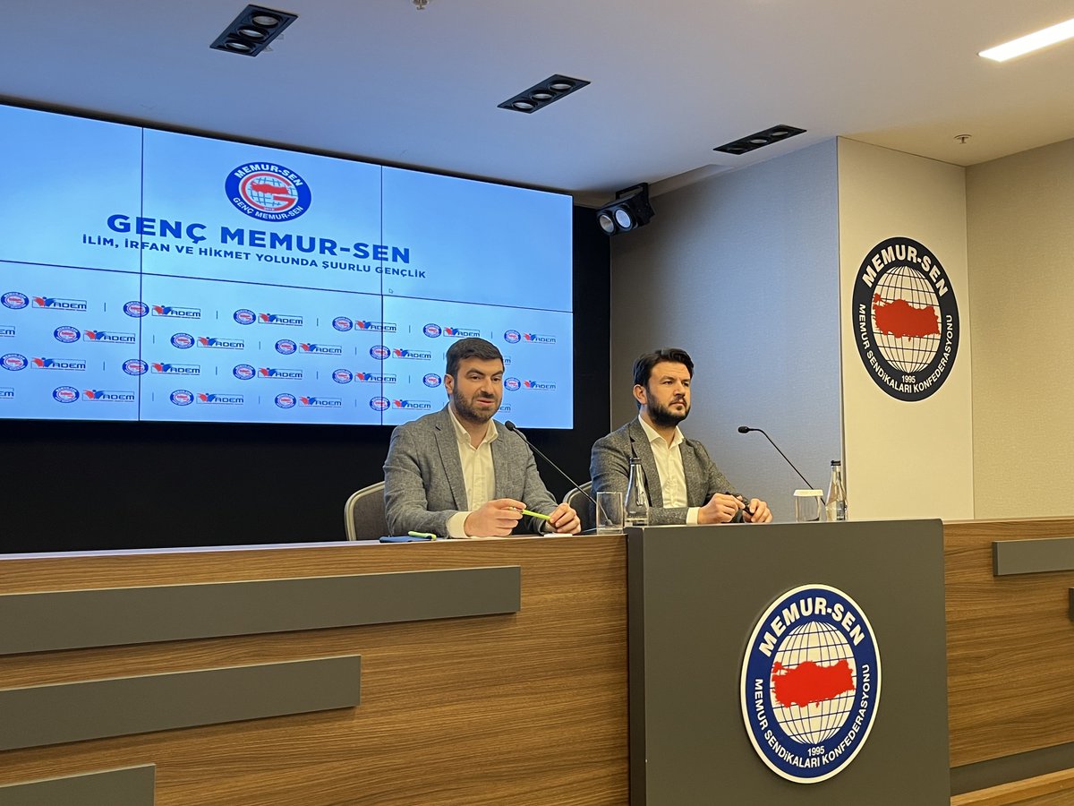 gencmemursen's tweet photo. “Bir Konu Bir Konuk” programımızda bu ay, Ak Parti Ankara Milletvekili Sn. @kurtcancelebi konuğumuz oldu.🙌

Uzun yıllar gençlik faaliyetlerinde bulunan vekilimizin değerli tecrübelerini dinledik. Sayın vekilimize katkıları için teşekkür ediyoruz. ☺️ https://t.co/pvvAYZy4fB