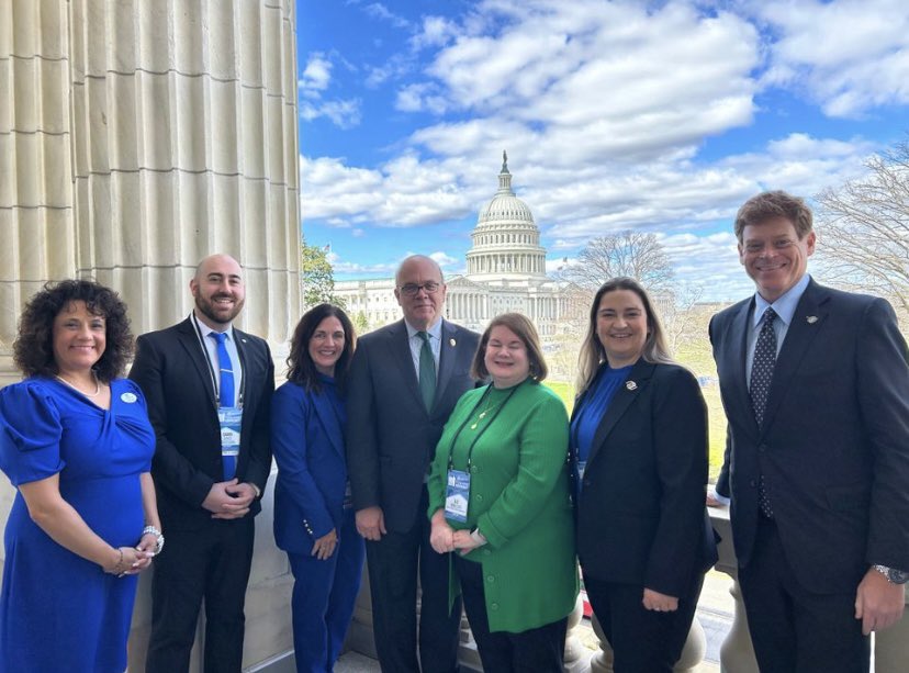 Can't thank @RepMcGovern enough for taking the time to meet with our @BGC_FL, @BGCWoburn & @BGCWorcester1 Clubs and showing them one of the best views in Washington!   Thank you, Congressman McGovern, for your consistent support of our Massachusetts Clubs and youth. #NDOA2024