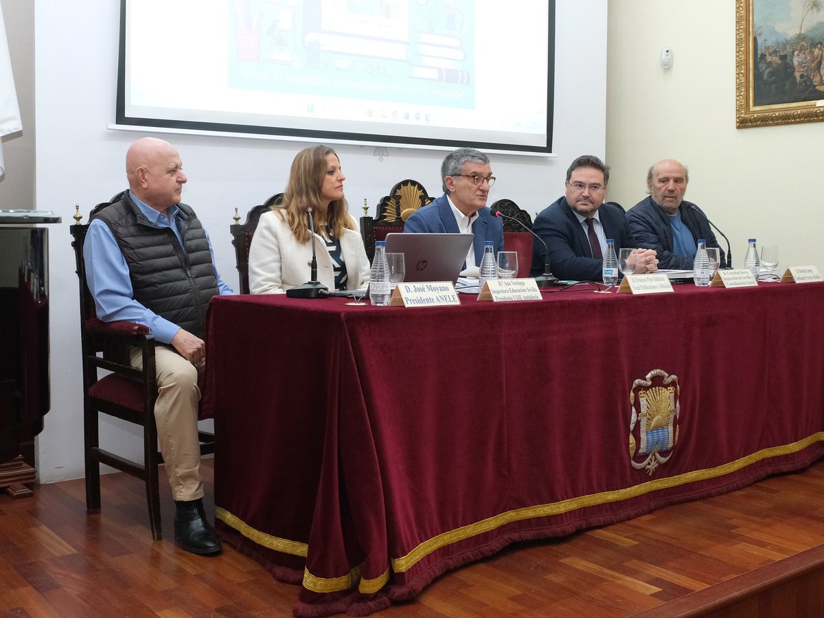 Ateneo de Sevilla tweet media