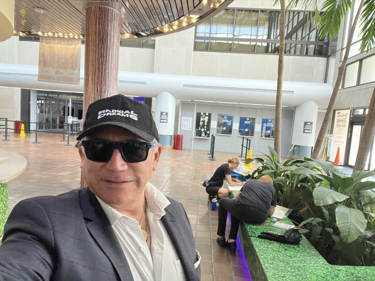 Arriving at the office of <a href="/MayorDaniella/">Daniella Levine Cava</a> to hear what she will say about <a href="/MiamiSeaquarium/">Miami Seaquarium</a> to the media and also have the opportunity to let the media know the true. Miami people deserve a reliable leader who speaks with the truth. I hope I am allowed to be at the press conference