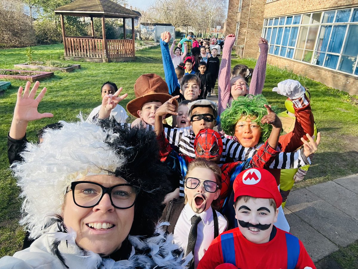 Button Lane Primary tweet media