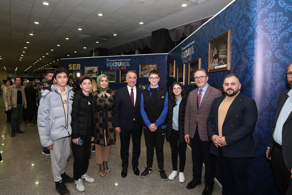 akgencsultangz's tweet photo. Kültürel Bağlar Teması ile bu sene üçüncüsü düzenlenen Ulusal Sultangazi Fotoğraf Yarışması’nın ödül törenine ilçe başkanımız @yasinbakrci ve teşkilat mensuplarımız ile birlikte katılım sağladık.

Yarışmaya katılan herkesi tebrik ediyoruz. https://t.co/iMkFG0C8hp
