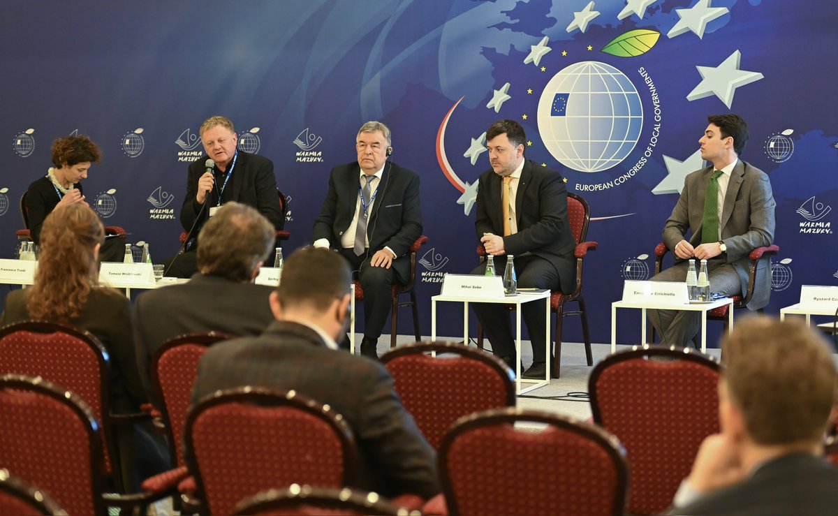 Emanuele Errichiello (@ema_errichiello) on Twitter photo ๐ฎ๐น๐ช๐บ Recently got back from the European Congress of Local Governments, representing <a href="/CSIthinktank/">Centro Studi Internazionali</a>, one of the the Congress institutional partners for the third year in a row.
๐ฃ๏ธ Really engaging and lively debate on Neighborhood and enlargement with MEPs, experts and academics. ๐ฎ๐น๐ช๐บ Recently got back from the European Congress of Local Governments, representing <a href="/CSIthinktank/">Centro Studi Internazionali</a>, one of the the Congress institutional partners for the third year in a row.
๐ฃ๏ธ Really engaging and lively debate on Neighborhood and enlargement with MEPs, experts and academics.