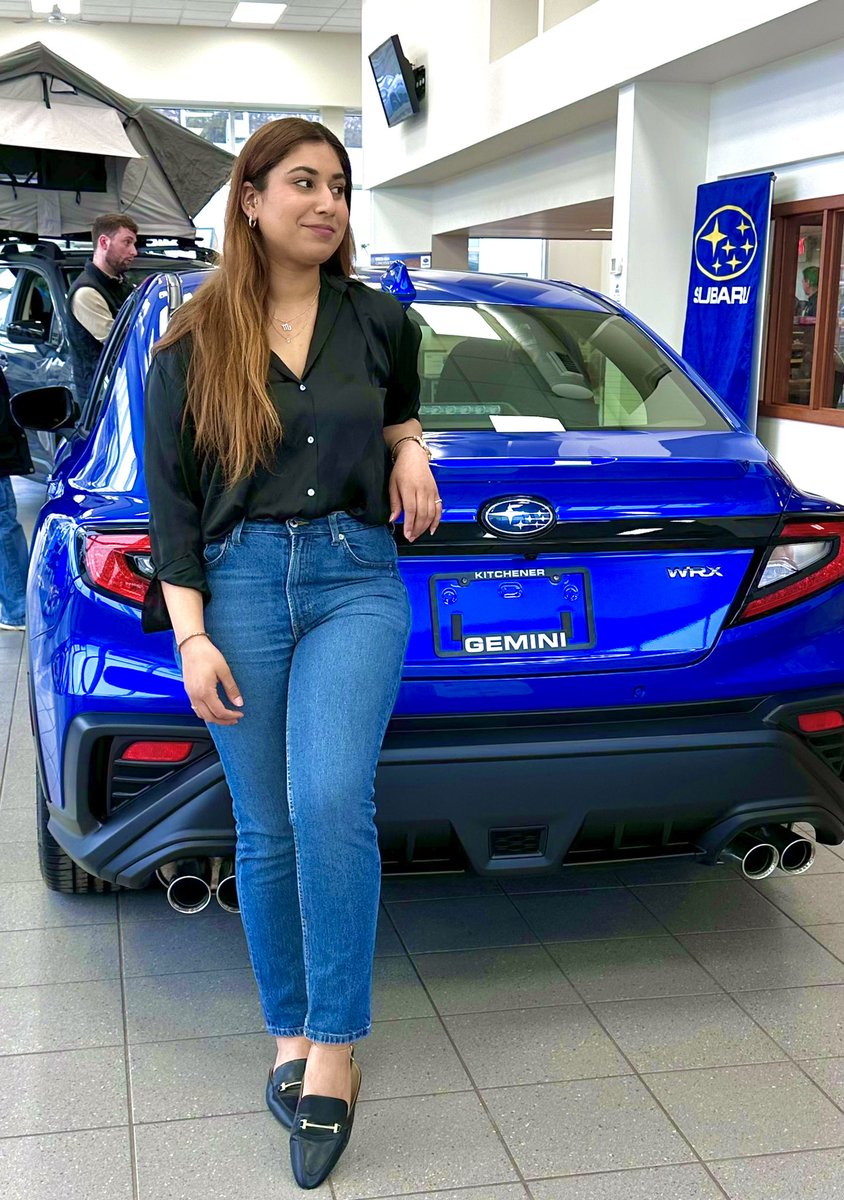 Simranb231's tweet photo. Owning a #suburu is like owning an advertising! #WRX #electricblue https://t.co/2smqo0z6Oy