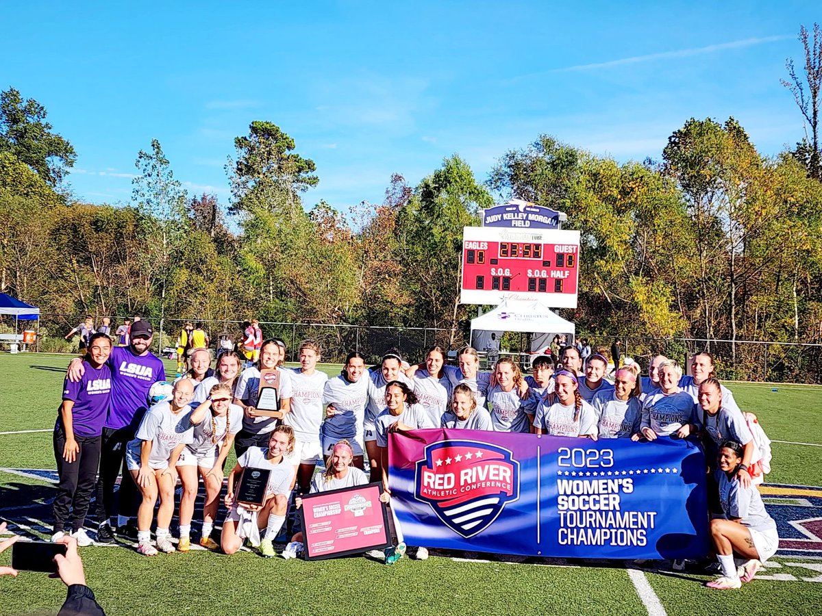 ghellmuth7's tweet image. So proud of @averywright8 and her @LSUA_WSOC teammates for winning the @RRACsports Conference Tournament this past fall. This was the programs 1st ever Conference Tournament Championship. @SaladoSoccer @LSUEBengalsWSOC @KDHsports @TDTSports @saladoeagles @NAIA