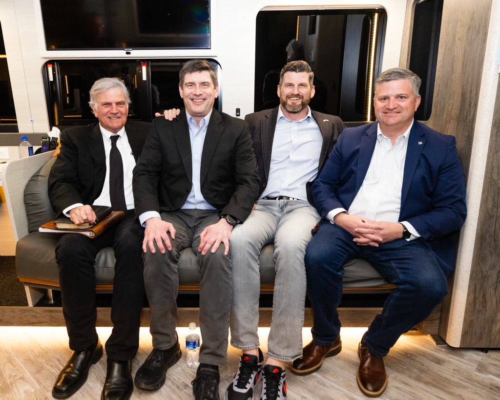 Franklin Graham (@franklin_graham) on Twitter photo It was great to have my sons <a href="/WillGraham_4/">Will Graham</a>, Roy, and <a href="/EdwardG1911/">Edward Graham</a> with me in Tucson for the #GodLovesYou #FronteraTour on Tuesday! It was great to have my sons <a href="/WillGraham_4/">Will Graham</a>, Roy, and <a href="/EdwardG1911/">Edward Graham</a> with me in Tucson for the #GodLovesYou #FronteraTour on Tuesday!