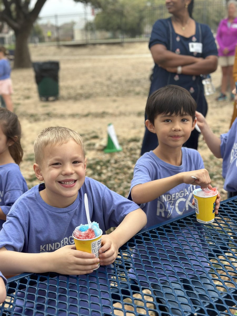 Bianca Sanderson (@kinders2wizards) on Twitter photo These pictures will tell you just how much fun we had at field day! <a href="/amelia_russ/">AmeliaPaulRuss</a> <a href="/hatfieldc21/">Mrs. Chareese Hatfield</a> <a href="/ltisdschools/">ltisdschools</a> These pictures will tell you just how much fun we had at field day! <a href="/amelia_russ/">AmeliaPaulRuss</a> <a href="/hatfieldc21/">Mrs. Chareese Hatfield</a> <a href="/ltisdschools/">ltisdschools</a>