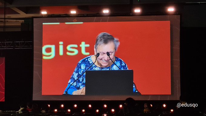 CaDxPath's tweet photo. I am saddened to learn that Dr Viginia LiVolsi - a true giant of the field of pathology - particularly endocrine pathology - has passed away unexpectedly

She was a great mentor to many
I will always remember her as a fascinating conversationalist https://t.co/fxv27nQ0lU