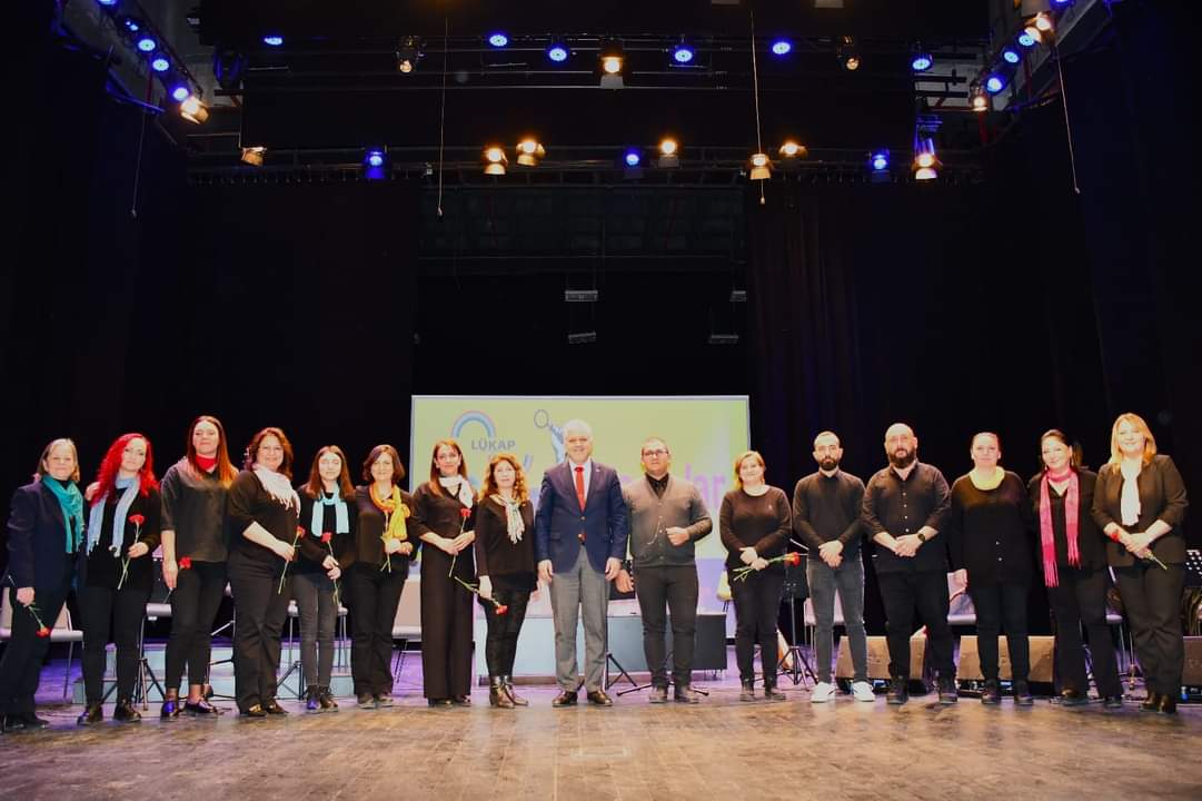 Kadın Erkek Birlik, İş Ekmek Özgürlük ✌️
#LUKAP #8Mart #8MartDünyaEmekçiKadınlarGünü