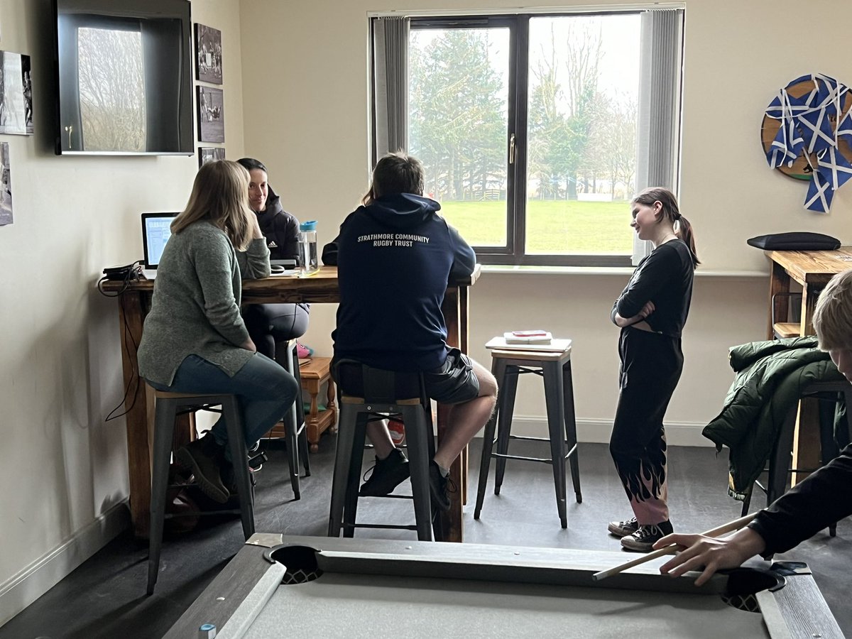 FATech_Ed's tweet photo. Well done Teagan- who did an awesome job in the @Strathmore_RFC kitchen and taking orders from @StrathCommTrust and some very hungry workers #FORfutures #Youngworkforce https://t.co/gDyo32hQoz