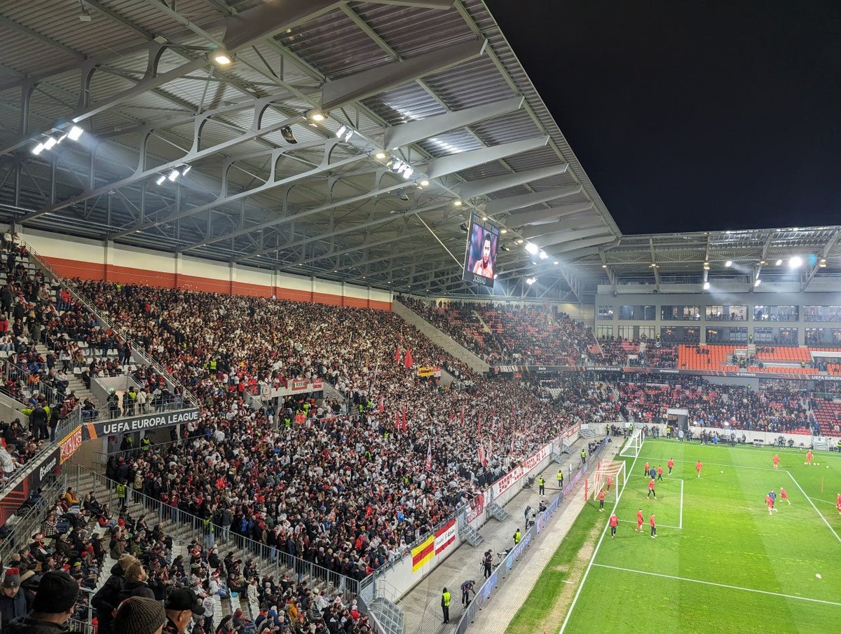 Schorsch92's tweet photo. Hallo #MooswaldStadion #SCFWHU #GinterNational https://t.co/O99Bhq3E3S