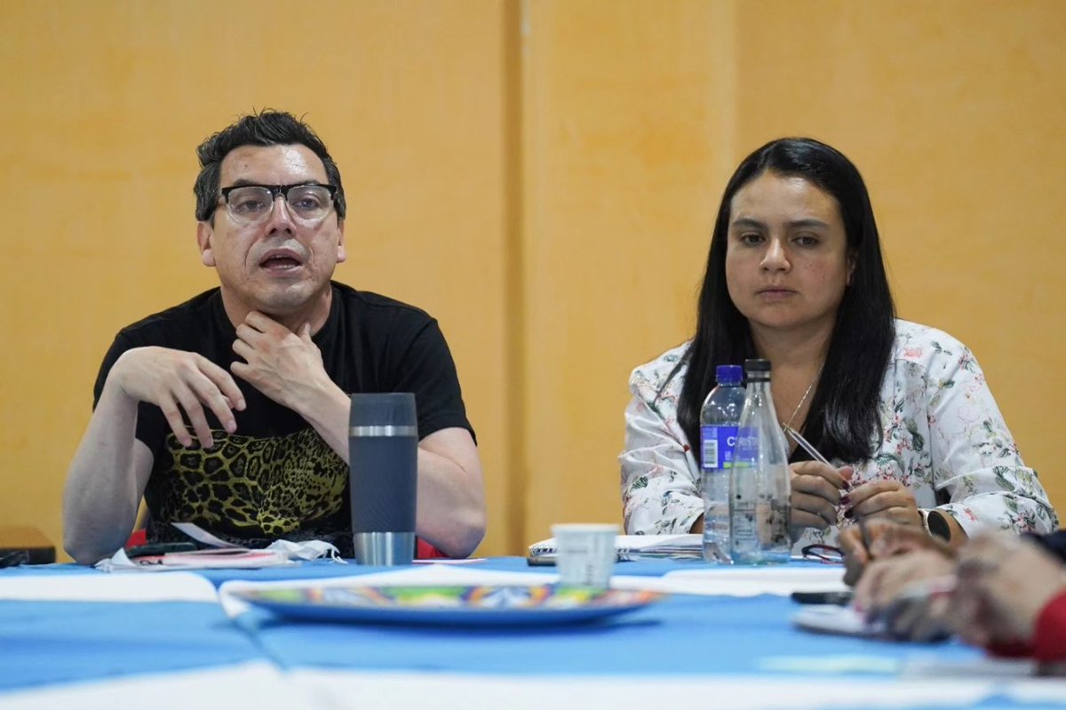 IDRD's tweet photo. ¡En el #IDRD se llevó a cabo una reunión clave! Hoy, los Consejeros y Consejeras de DRAFE se unieron para discutir la proyección y los desafíos del Sistema de Participación. 🗣️ #DRAFE #ParticipaciónCiudadana https://t.co/5LaeP6JHJD