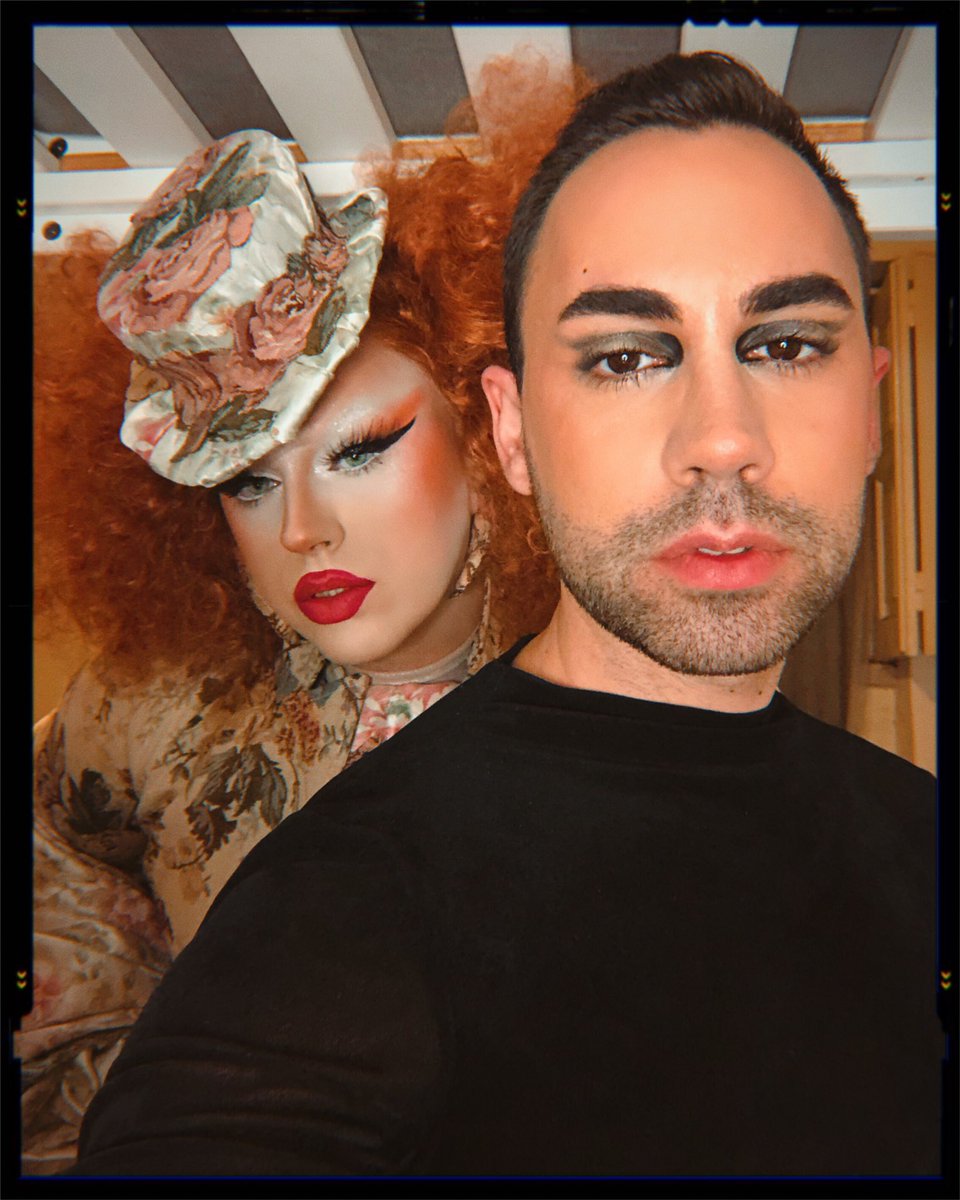 valcreador's tweet photo. last friday night! 🥰🖤 thank you @trumpslisboa ✨

#lastweekend #meetandgreet #trumpsclublisboa #supportdrag #dragqueens #drag #nightout #violetchachki https://t.co/cZSv9FV3am