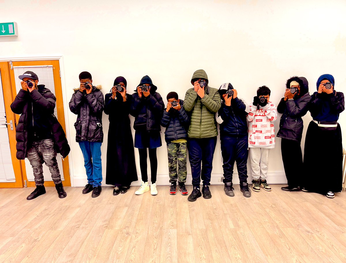 Thanks to all the inspiring young people taking part in our new round of after-school #photography workshops ⭐️ With special thanks to @BBCCiN for making it possible! #eye4change #engage #educate #empower 🎞