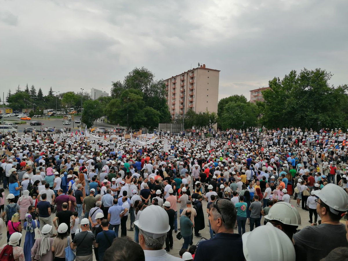 feyzdem23's tweet photo. Genel seçime yetiştiremedik denildi aradan aylar geçti yerel seçim geldi lütfen aynı bahaneyi sunmayın. kamu mühendisleri temel atma ya da açılış töreni için mi kıymetli?
#kaMUhendisleritorbaya

@_cevdetyilmaz
@drbetulsayan
@belginuygur10
@avabdullahguler
@mehmedmus
@CK_Samsun https://t.co/Fmrn1q7mO1